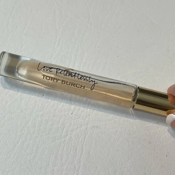 Tory Burch Perfume, Charcoal Peel Off Mask, Hand Cream & Nail File, Body Spray - Picture 4 of 15